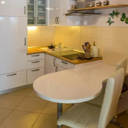 Apartman Ana *